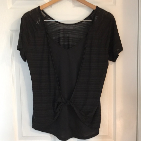 RBX active t-shirt with twist front, reversible - Picture 1 of 3